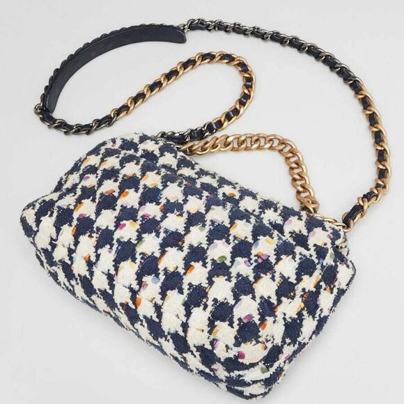 Chanel Blue/White Houndstooth Tweed Chanel 19 Small Flap Bag - Picture 4 of 11